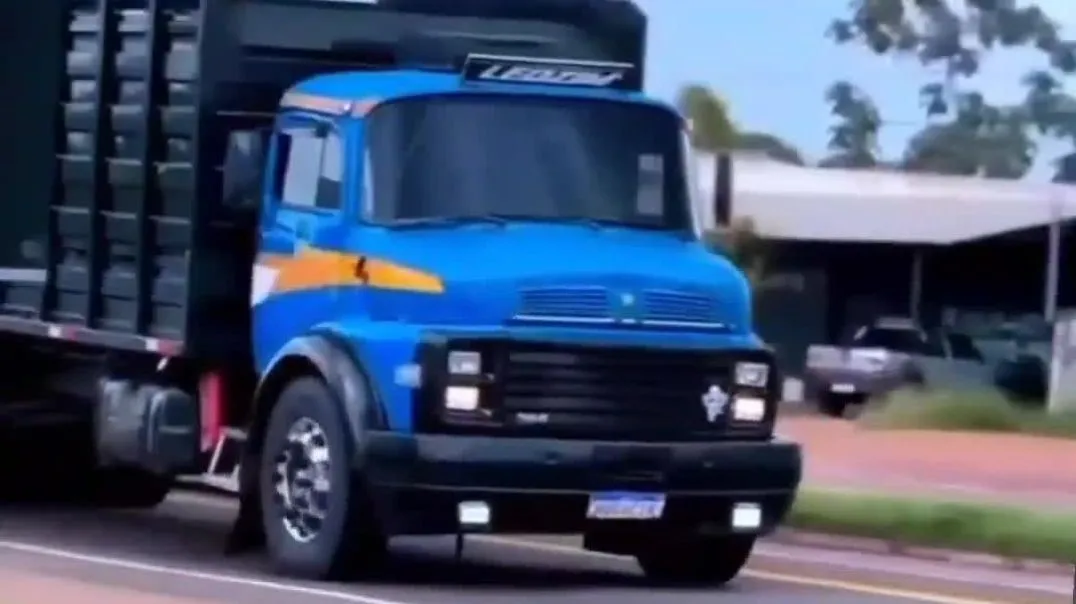 ⁣Os Caminhões Mercedes-Benz Clássicos Mais Icônicos do Brasil | Potência e Tradição na Estrada