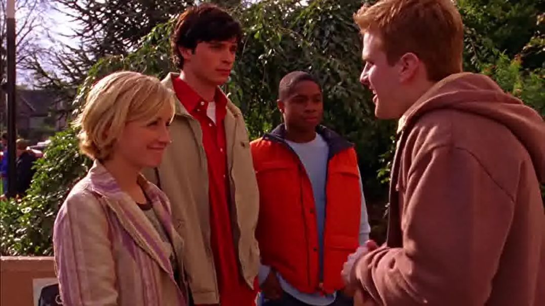 Smallville 1ª Temporada | Episódio 5 Dublado: Encontros