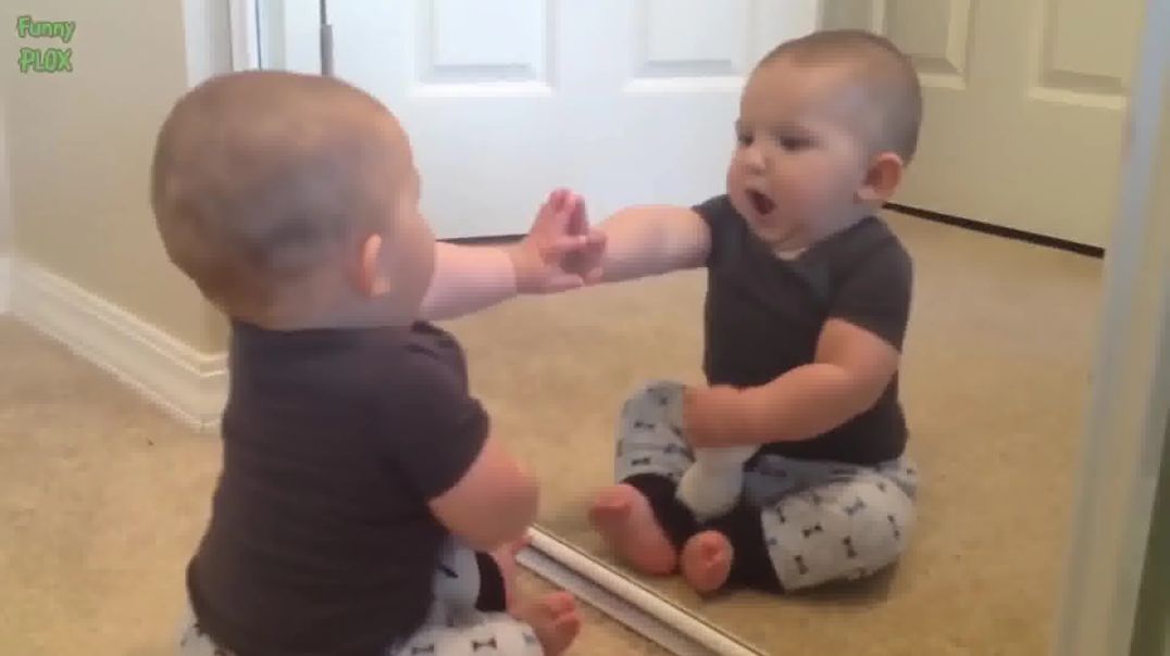 10 Vídeos de Bebês Engraçados Para Morrer de Rir (Compilado)