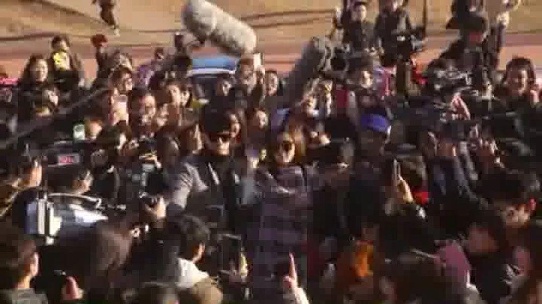 Meu Amor das Estrelas (Dublado) - Episódio 1: A Chegada do Alienígena e o Início da História